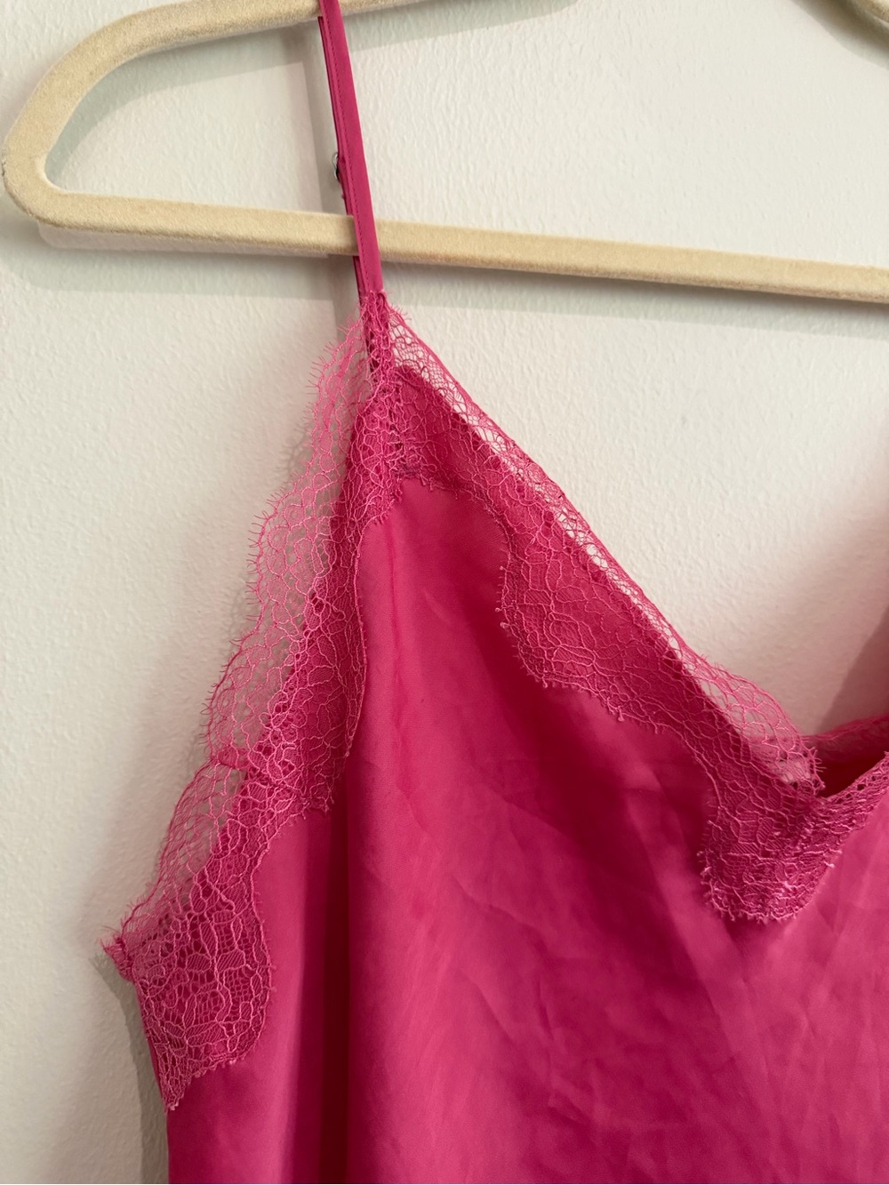 Victoria’s Secret Pink Lace-Trim Satin Cami Top Size Large - Picture 3 of 9